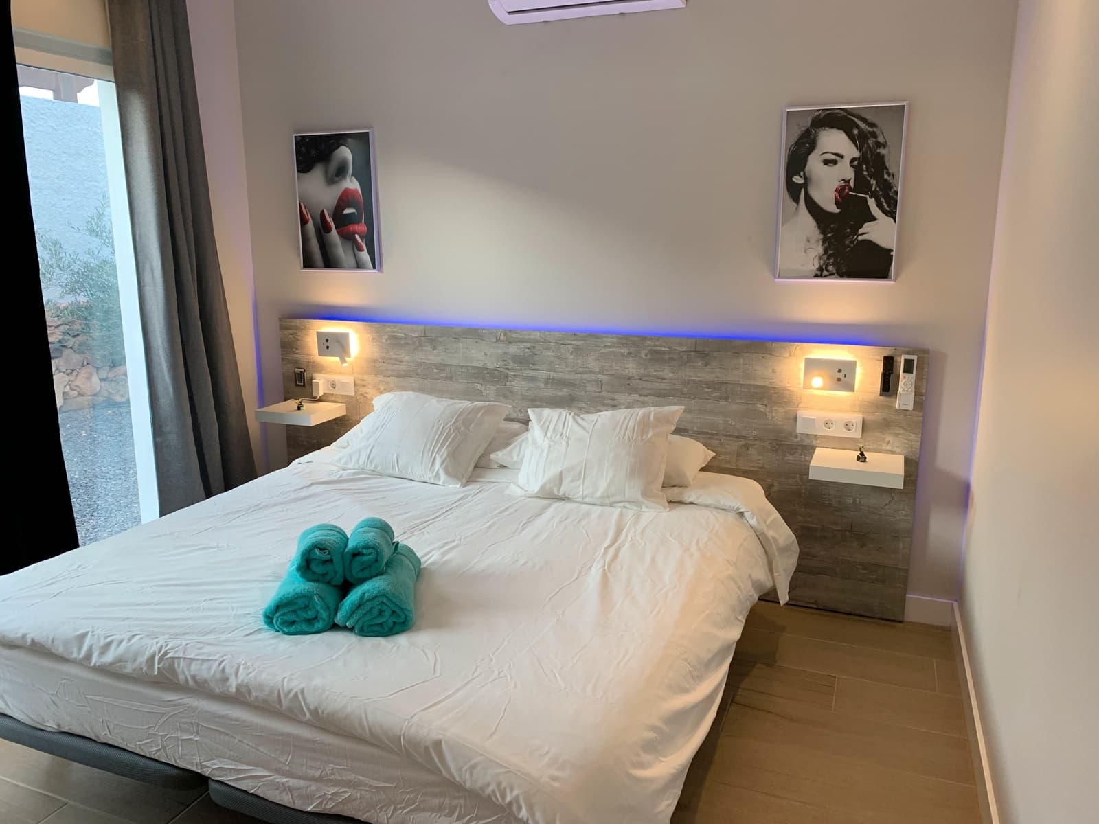 3 soveværelse Villa til salg i Triquivijate med swimmingpool - € 898.000 (Ref: 8459136)