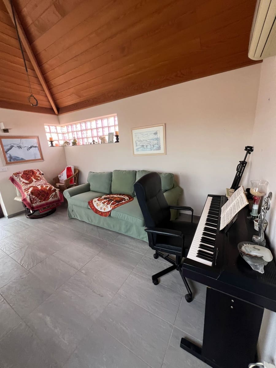 7 soveværelse Villa til salg i Puerto del Rosario med swimmingpool garage - € 850.000 (Ref: 8654167)