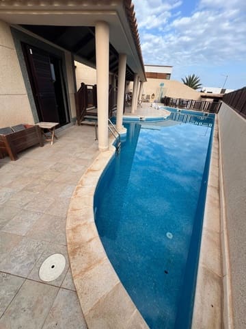 7 sovrum Villa till salu i Puerto del Rosario med pool garage - 850 000 € (Ref: 8654167)