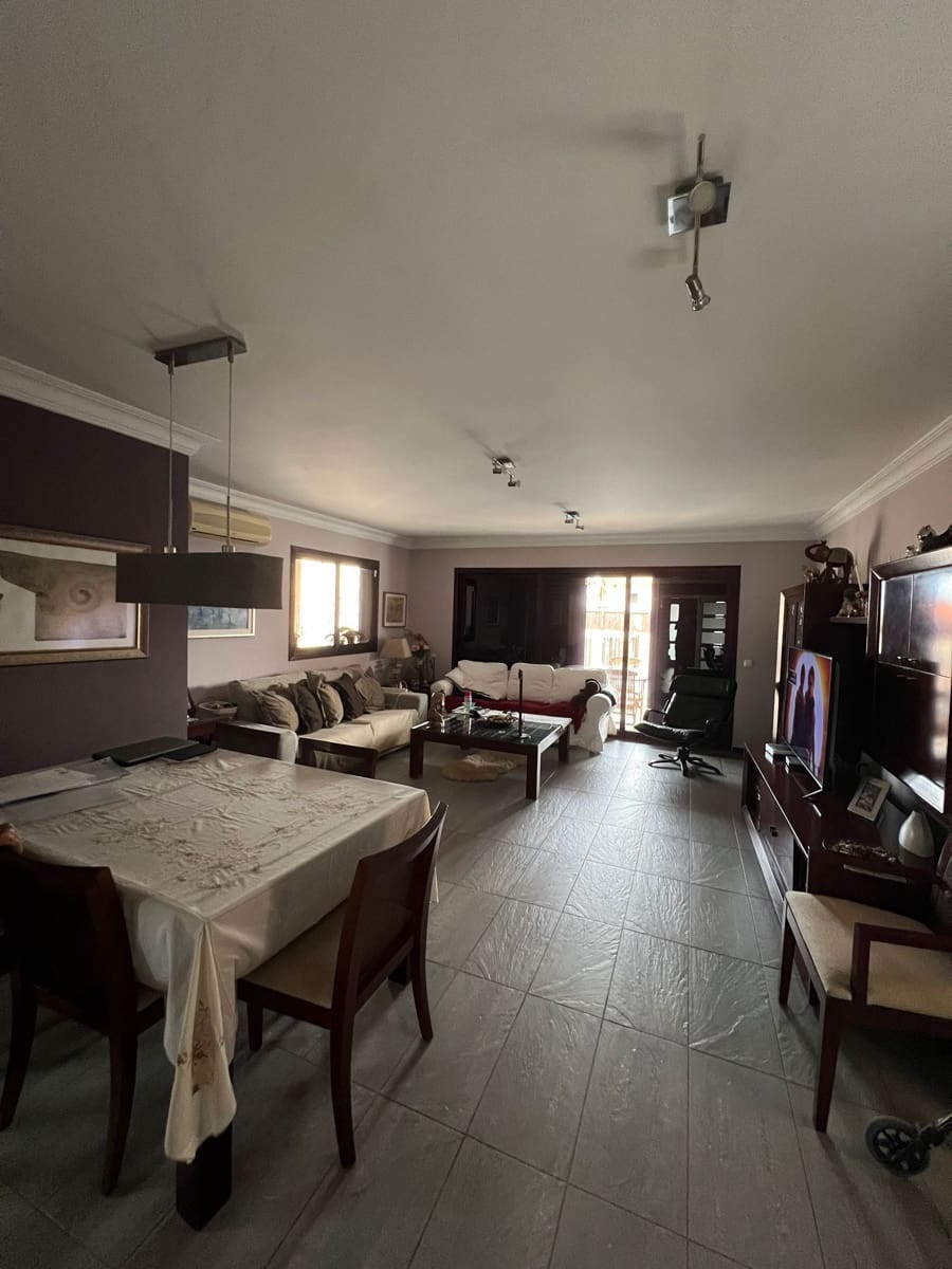 7 soveværelse Villa til salg i Puerto del Rosario med swimmingpool garage - € 850.000 (Ref: 8654167)