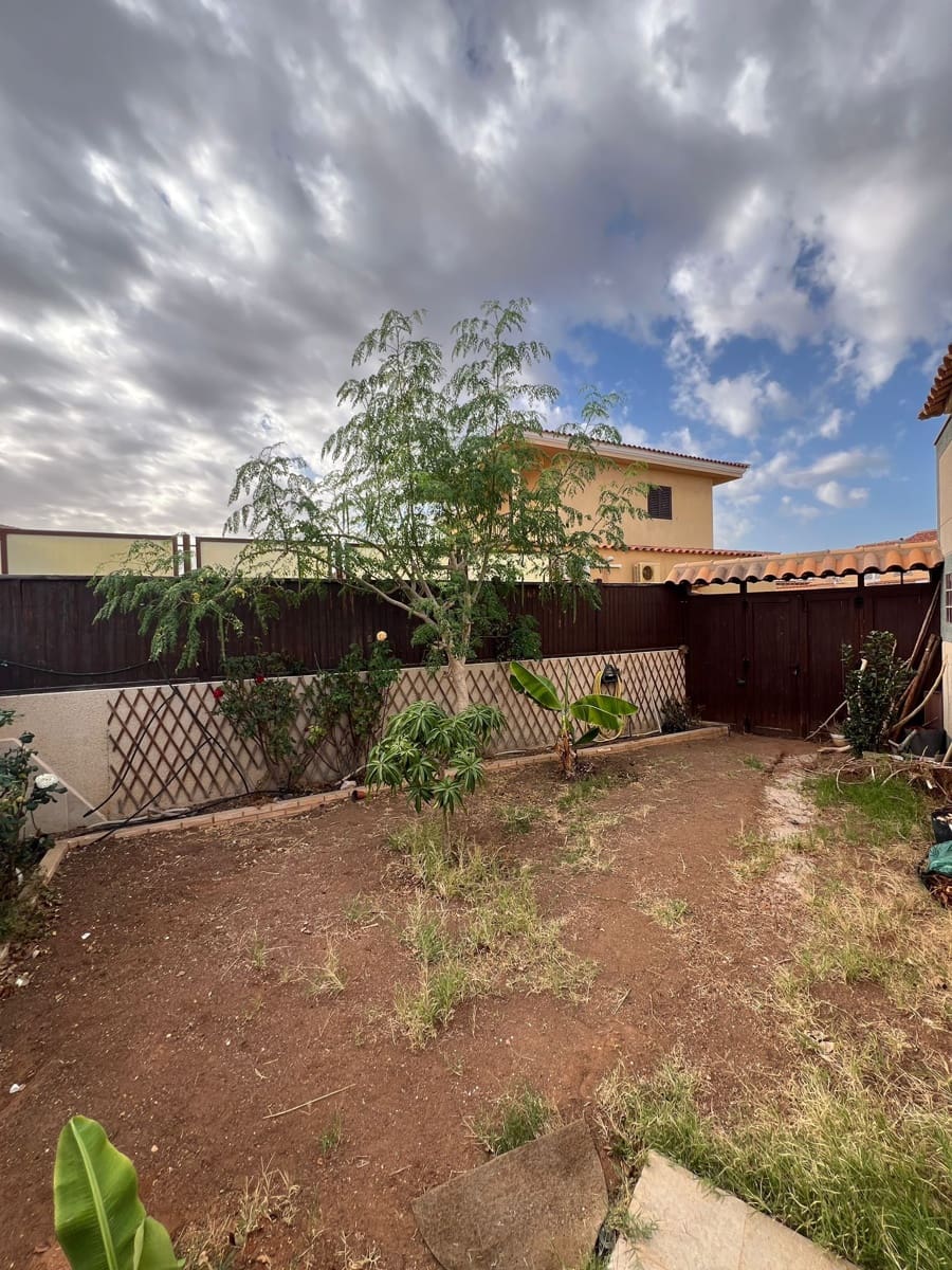 7 soveværelse Villa til salg i Puerto del Rosario med swimmingpool garage - € 850.000 (Ref: 8654167)