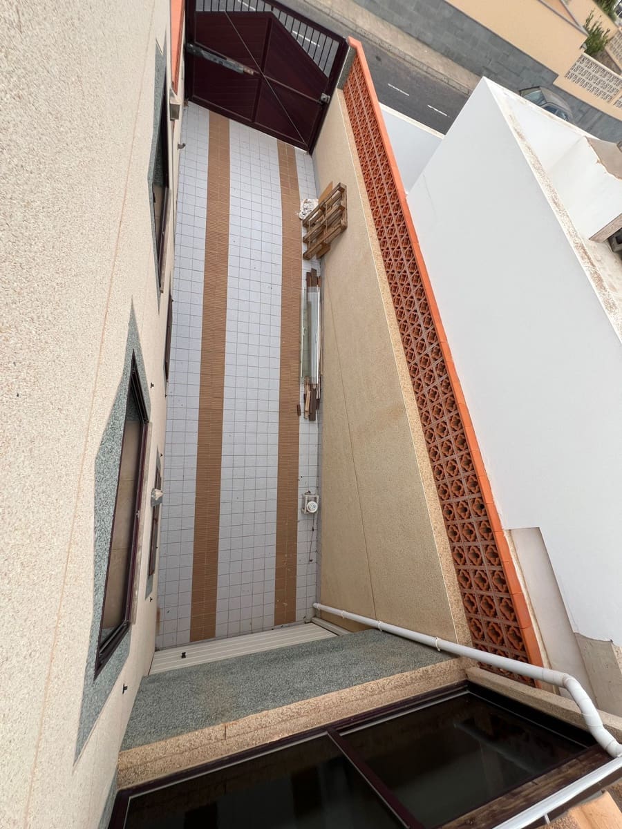 7 soveværelse Villa til salg i Puerto del Rosario med swimmingpool garage - € 850.000 (Ref: 8654167)