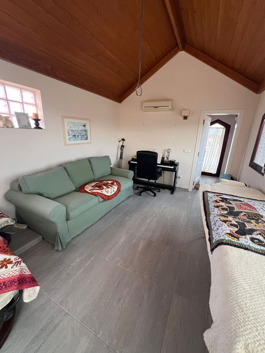 7 soveværelse Villa til salg i Puerto del Rosario med swimmingpool garage - € 850.000 (Ref: 8654167)