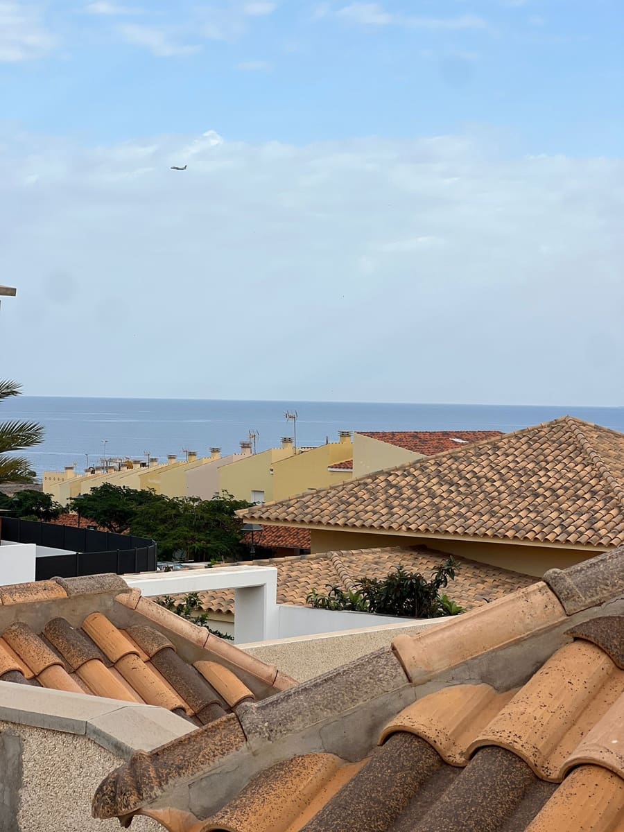 7 soveværelse Villa til salg i Puerto del Rosario med swimmingpool garage - € 850.000 (Ref: 8654167)