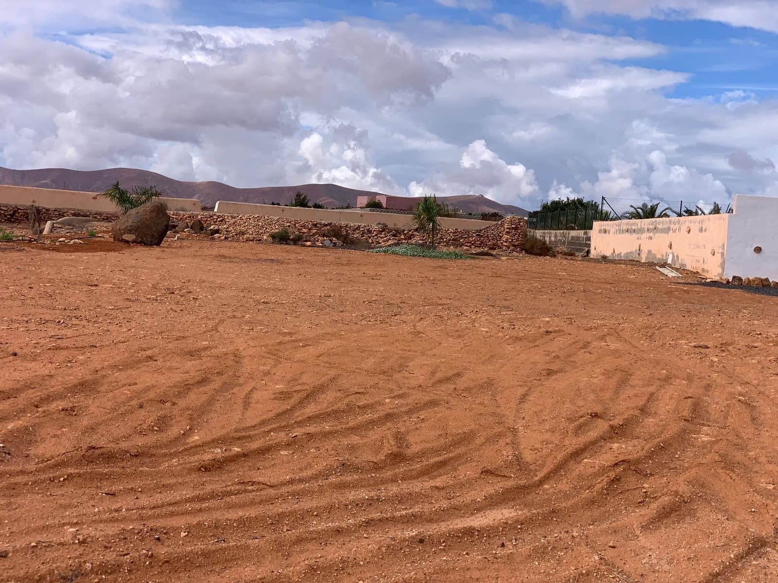 4 bedroom Villa for sale in Triquivijate with garage - € 590,000 (Ref: 8656546)