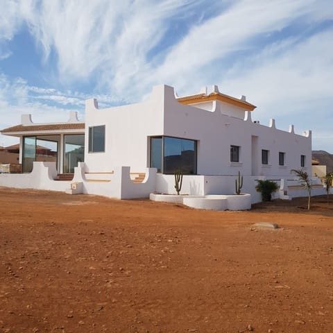 4 camera da letto Villa in vendita in Triquivijate, Antigua con garage - 590.000 € (Rif: 8656546)