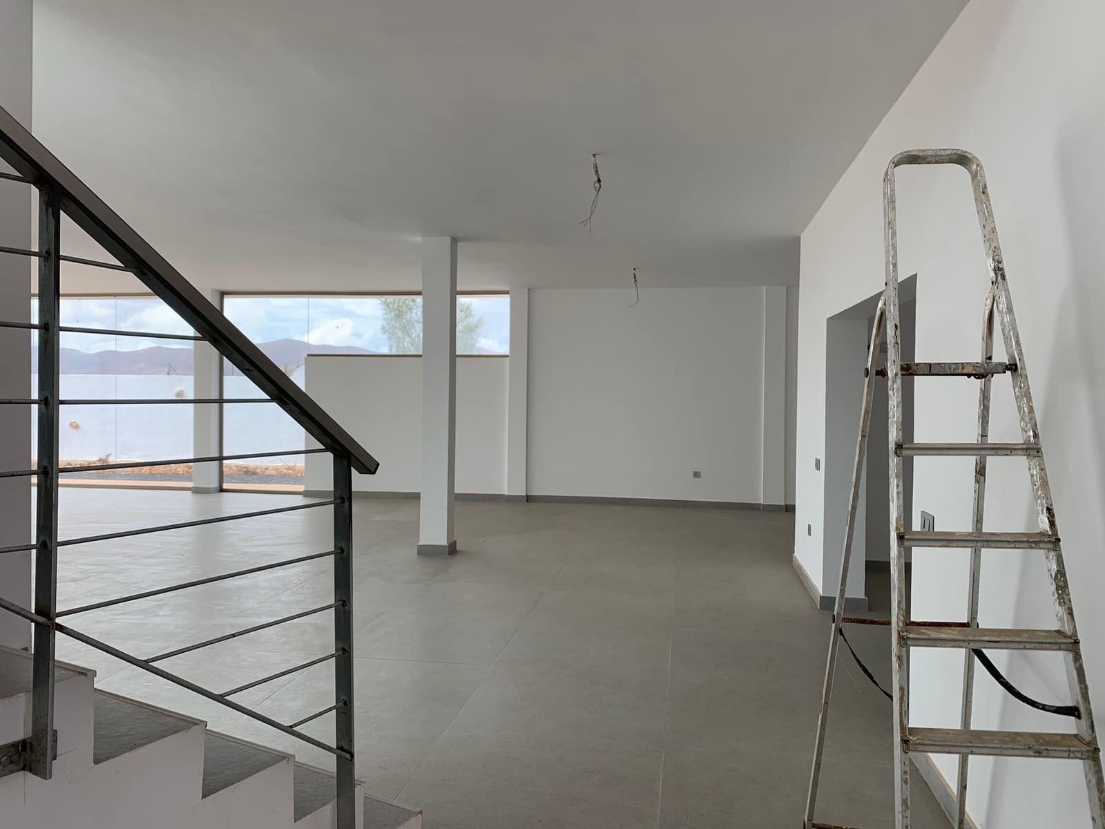 4 bedroom Villa for sale in Triquivijate with garage - € 590,000 (Ref: 8656546)