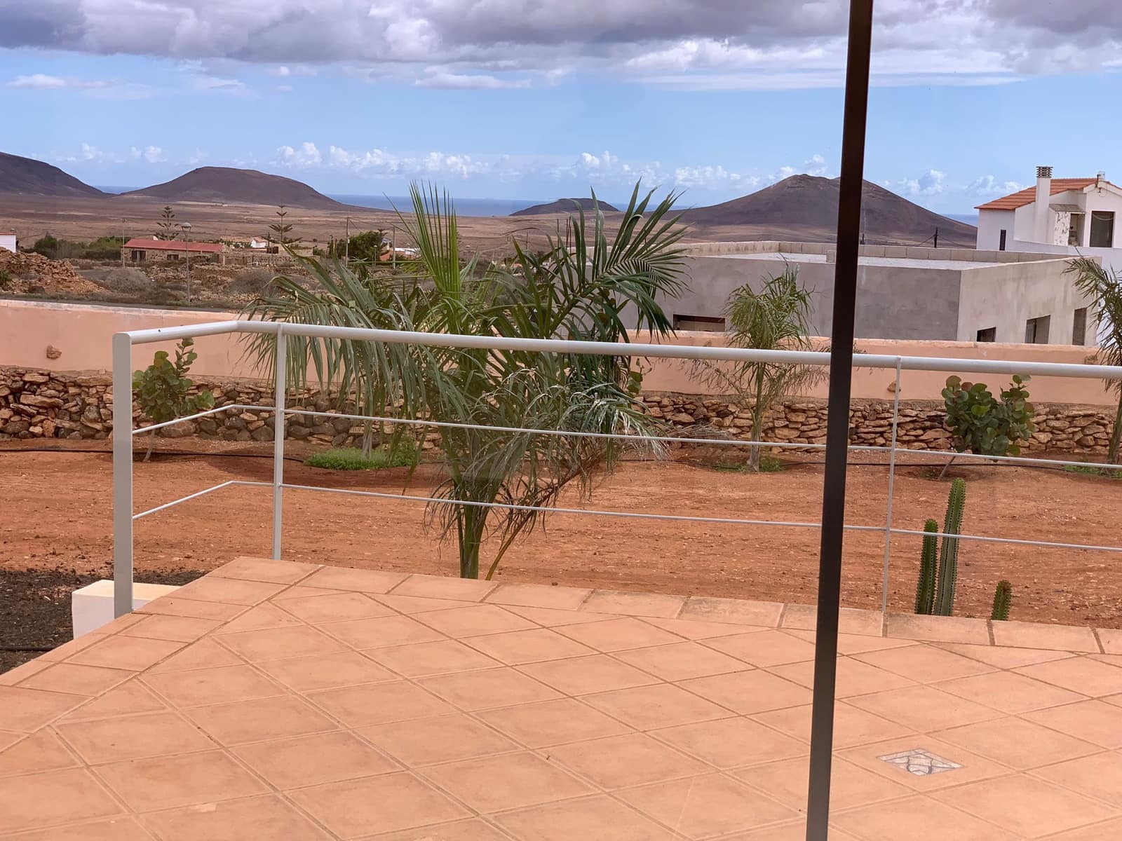 4 bedroom Villa for sale in Triquivijate with garage - € 590,000 (Ref: 8656546)