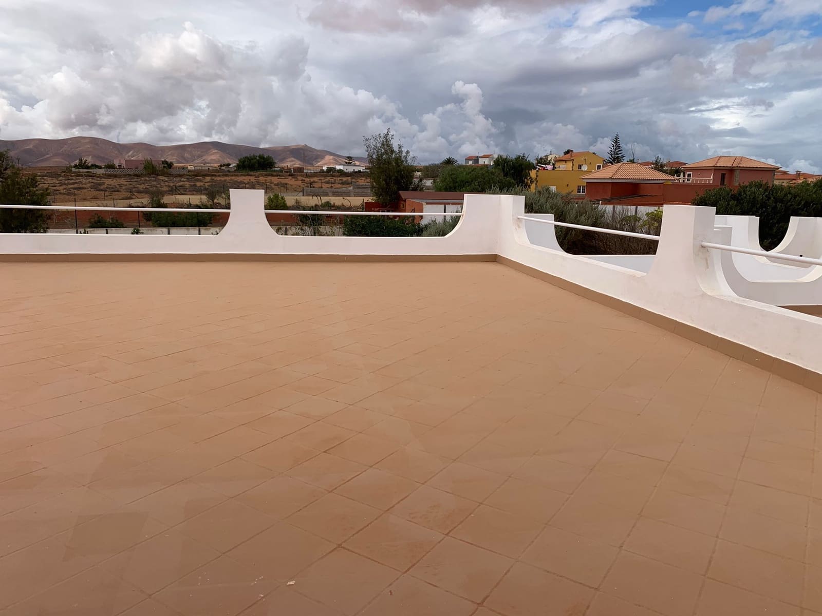 4 bedroom Villa for sale in Triquivijate with garage - € 590,000 (Ref: 8656546)