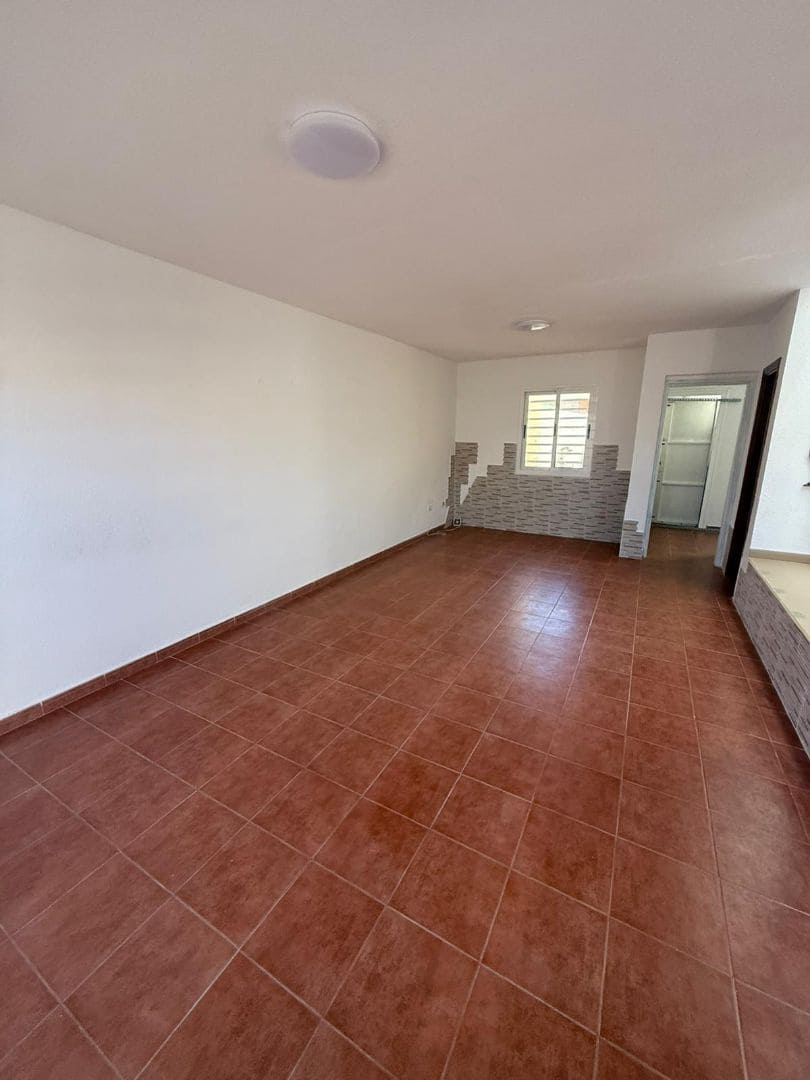 3 soveværelse Lejlighed til salg i Antigua med swimmingpool - € 249.000 (Ref: 8949424)