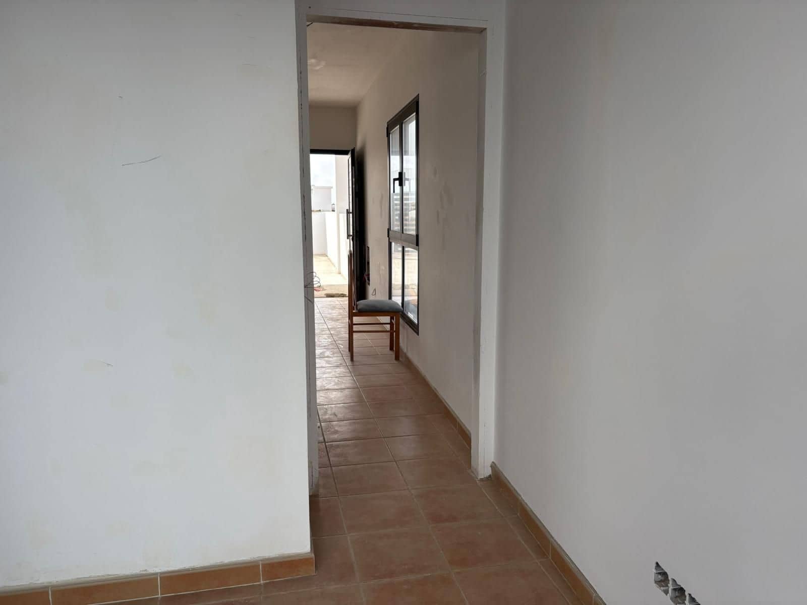 3 slaapkamer Halfvrijstaande villa te koop in La Oliva met garage - € 230.000 (Ref: 9076688)