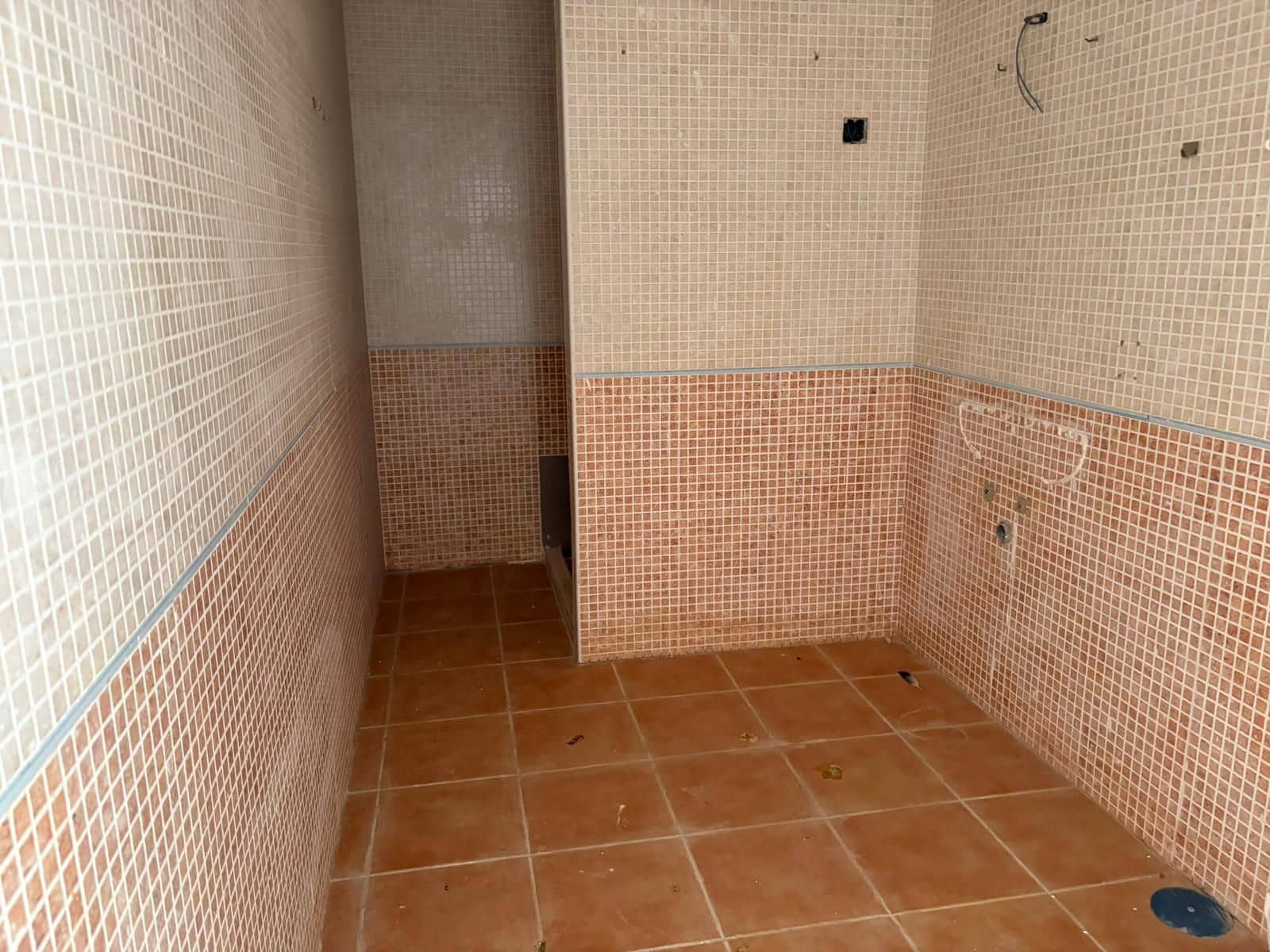 3 slaapkamer Halfvrijstaande villa te koop in La Oliva met garage - € 230.000 (Ref: 9076688)