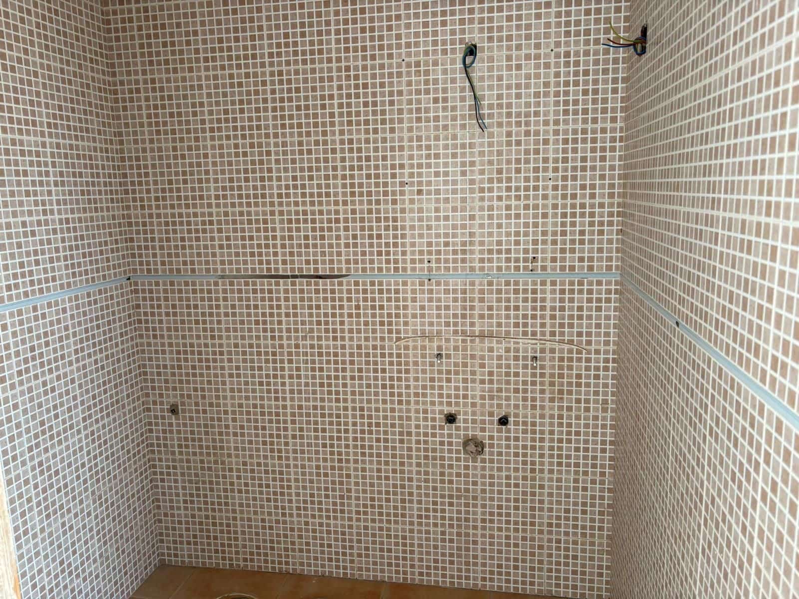 3 slaapkamer Halfvrijstaande villa te koop in La Oliva met garage - € 230.000 (Ref: 9076688)