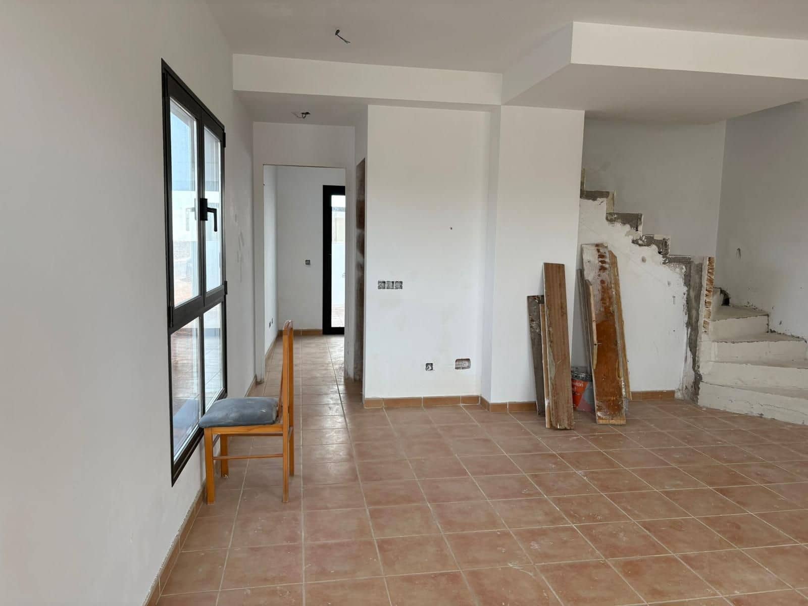 3 slaapkamer Halfvrijstaande villa te koop in La Oliva met garage - € 230.000 (Ref: 9076688)