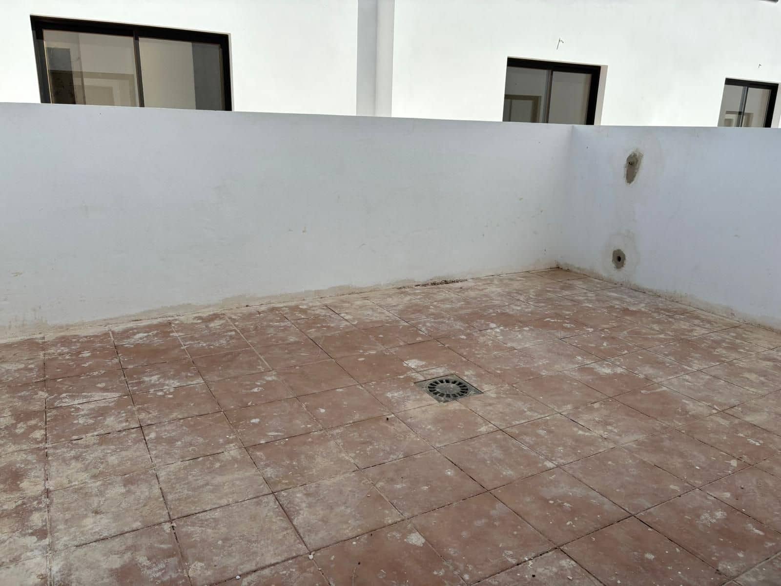 3 slaapkamer Halfvrijstaande villa te koop in La Oliva met garage - € 230.000 (Ref: 9076688)