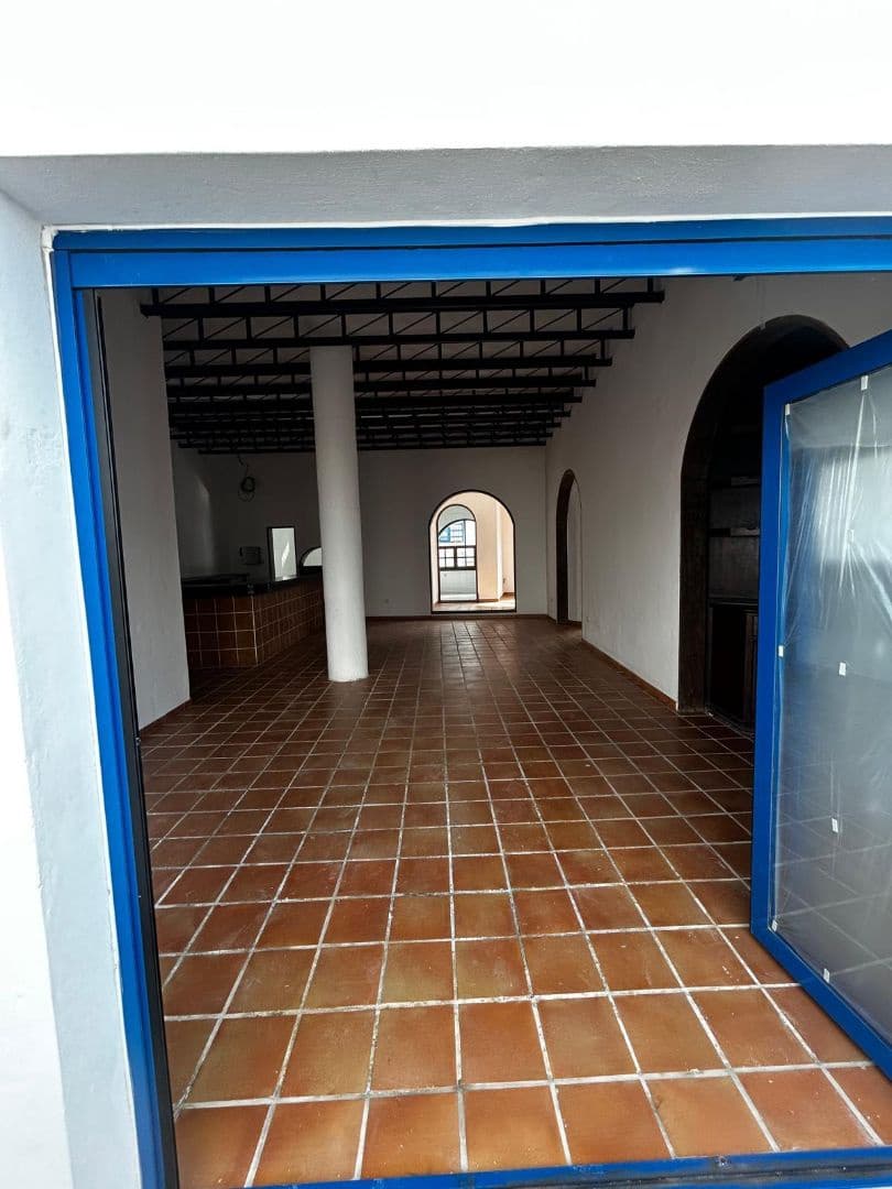 Kommersiell til salgs i La Oliva - € 400 000 (Ref: 9231390)