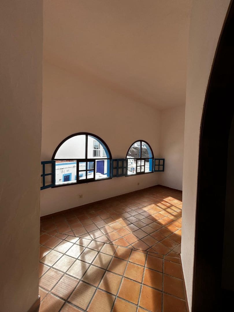 Kommersiell til salgs i La Oliva - € 400 000 (Ref: 9231390)