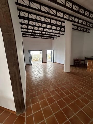 Kommersiell til salgs i La Oliva - € 400 000 (Ref: 9231390)