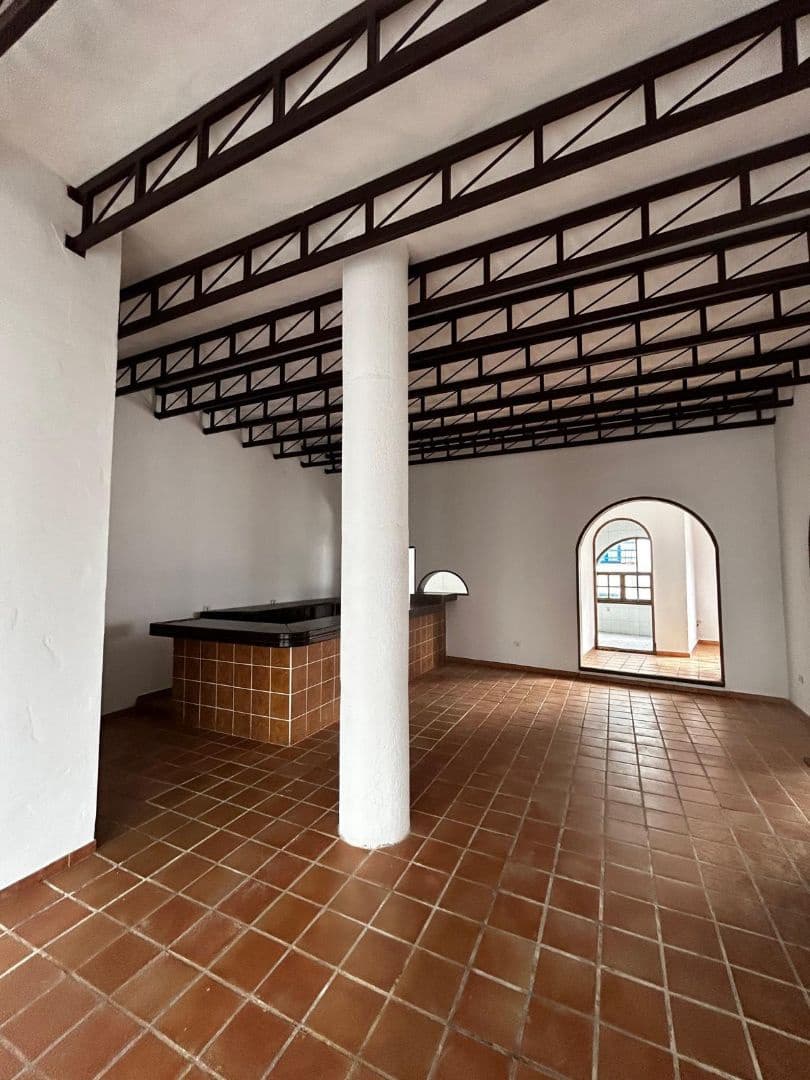 Kommersiell til salgs i La Oliva - € 400 000 (Ref: 9231390)