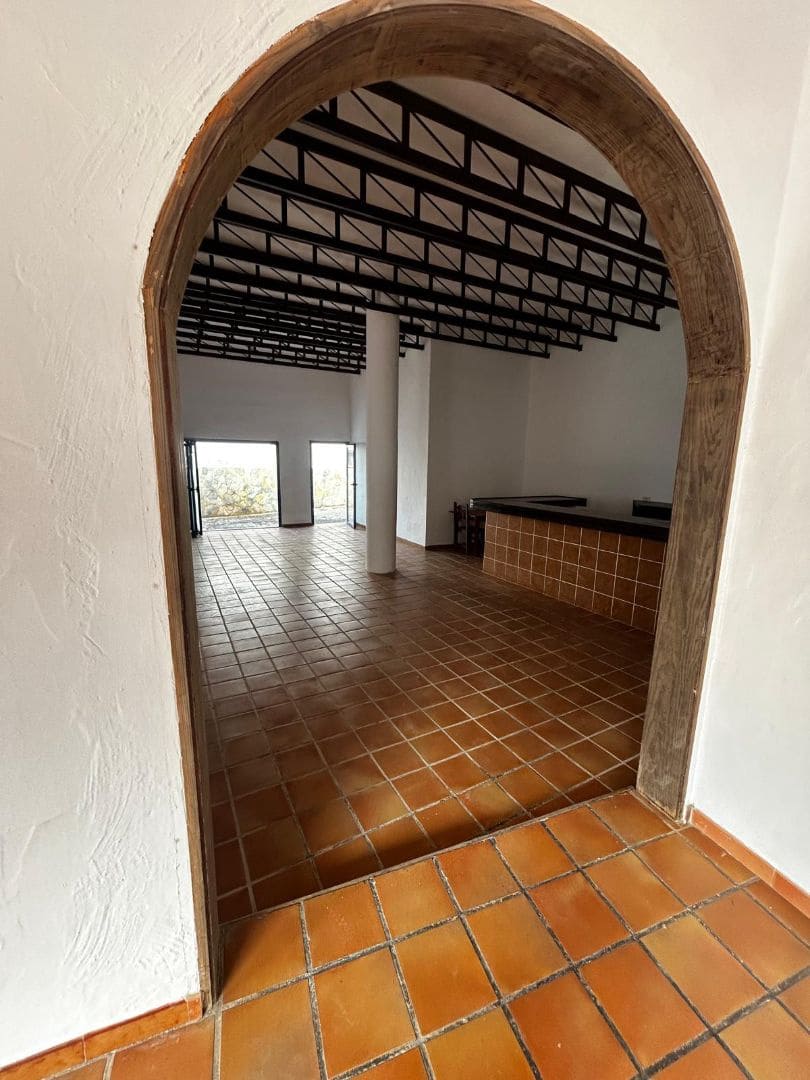 Kommersiell til salgs i La Oliva - € 400 000 (Ref: 9231390)