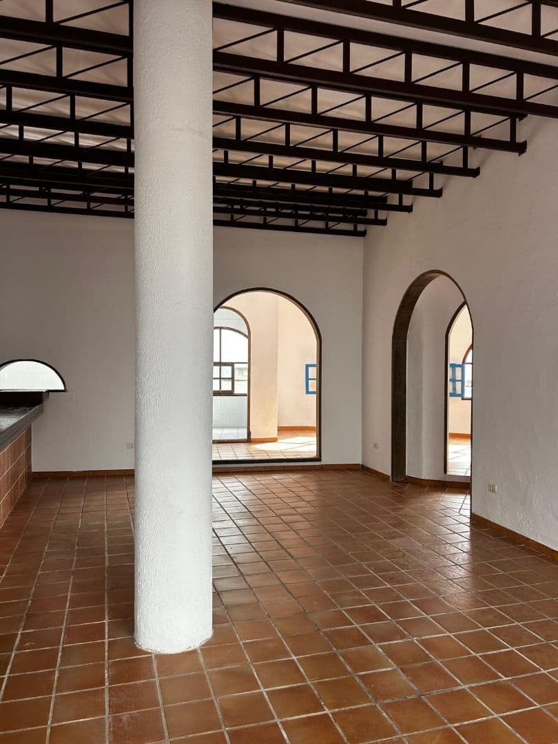 Kommersiell til salgs i La Oliva - € 400 000 (Ref: 9231390)