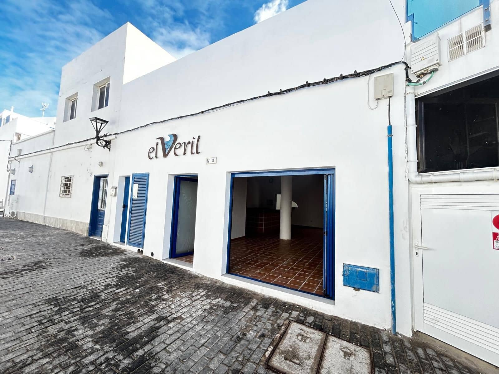 Kommersiell til salgs i La Oliva - € 400 000 (Ref: 9231390)