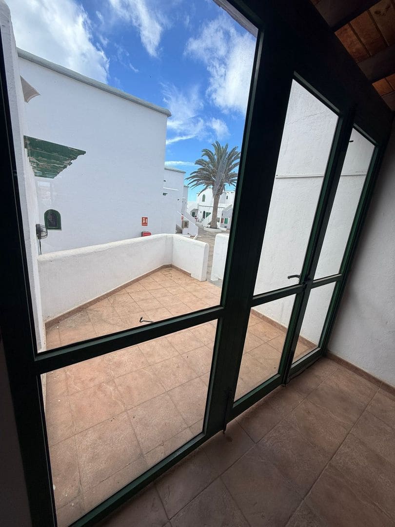 Kommersiell til salgs i La Oliva - € 450 000 (Ref: 9360986)