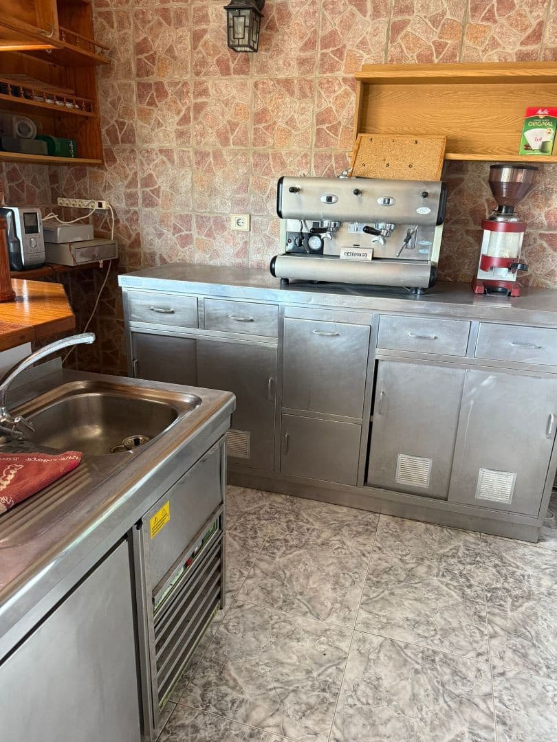 Kommersiell til salgs i La Oliva - € 450 000 (Ref: 9360986)