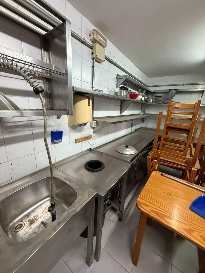 Kommersiell til salgs i La Oliva - € 450 000 (Ref: 9360986)