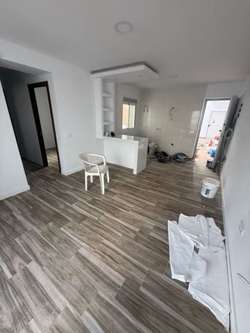 4 bedroom Apartment for sale in Puerto del Rosario - € 285,000 (Ref: 9436419)