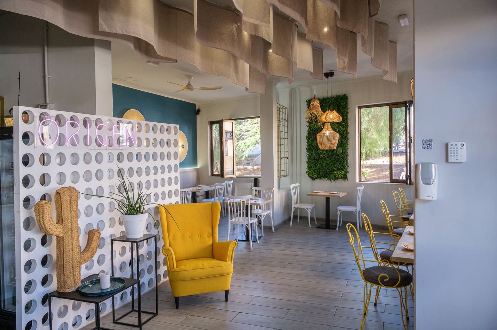 Commercial for sale in Puerto del Rosario - € 95,000 (Ref: 9503597)