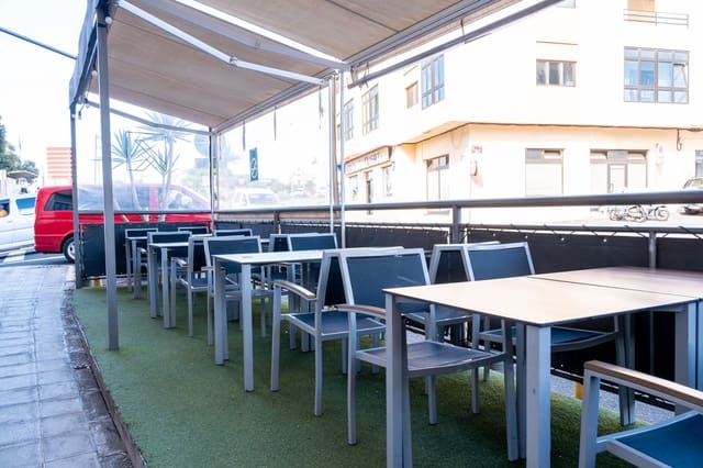 Commercial for sale in Puerto del Rosario - € 95,000 (Ref: 9503597)