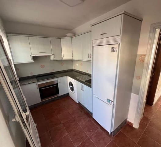 3 soveværelse Lejlighed til salg i Antigua med swimmingpool - € 257.000 (Ref: 9560703)