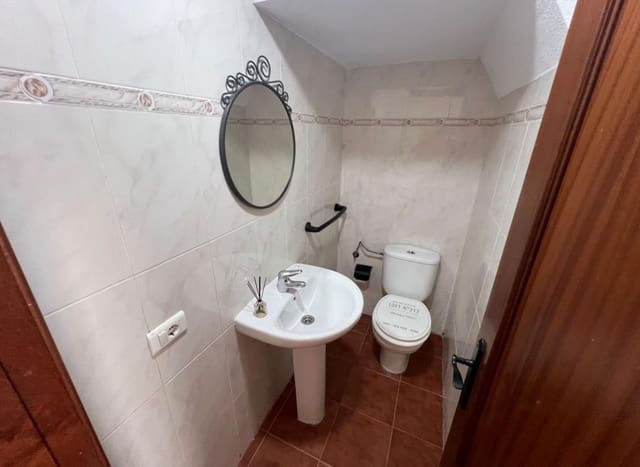 3 soveværelse Lejlighed til salg i Antigua med swimmingpool - € 257.000 (Ref: 9560703)