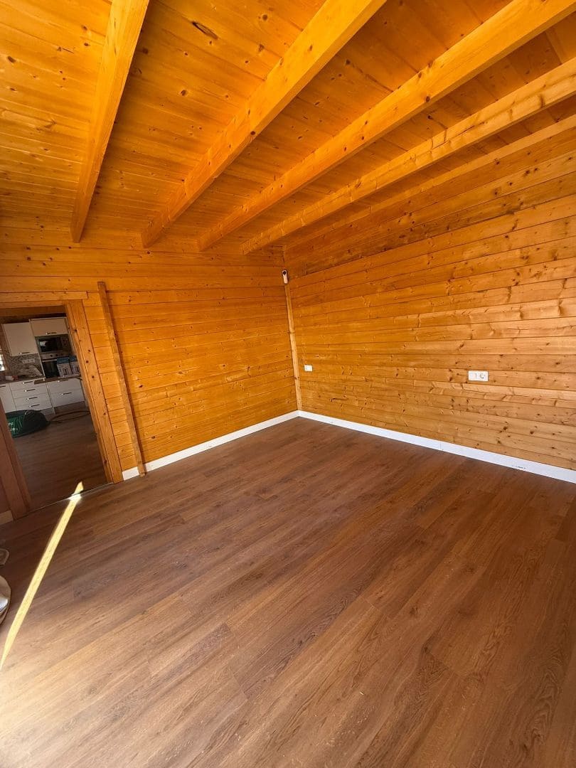 2 slaapkamer Houten huis te koop in Antigua - € 230.000 (Ref: 9646743)