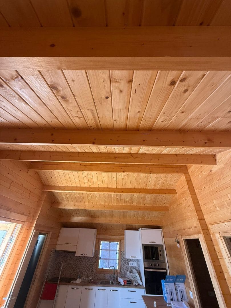 2 slaapkamer Houten huis te koop in Antigua - € 230.000 (Ref: 9646743)