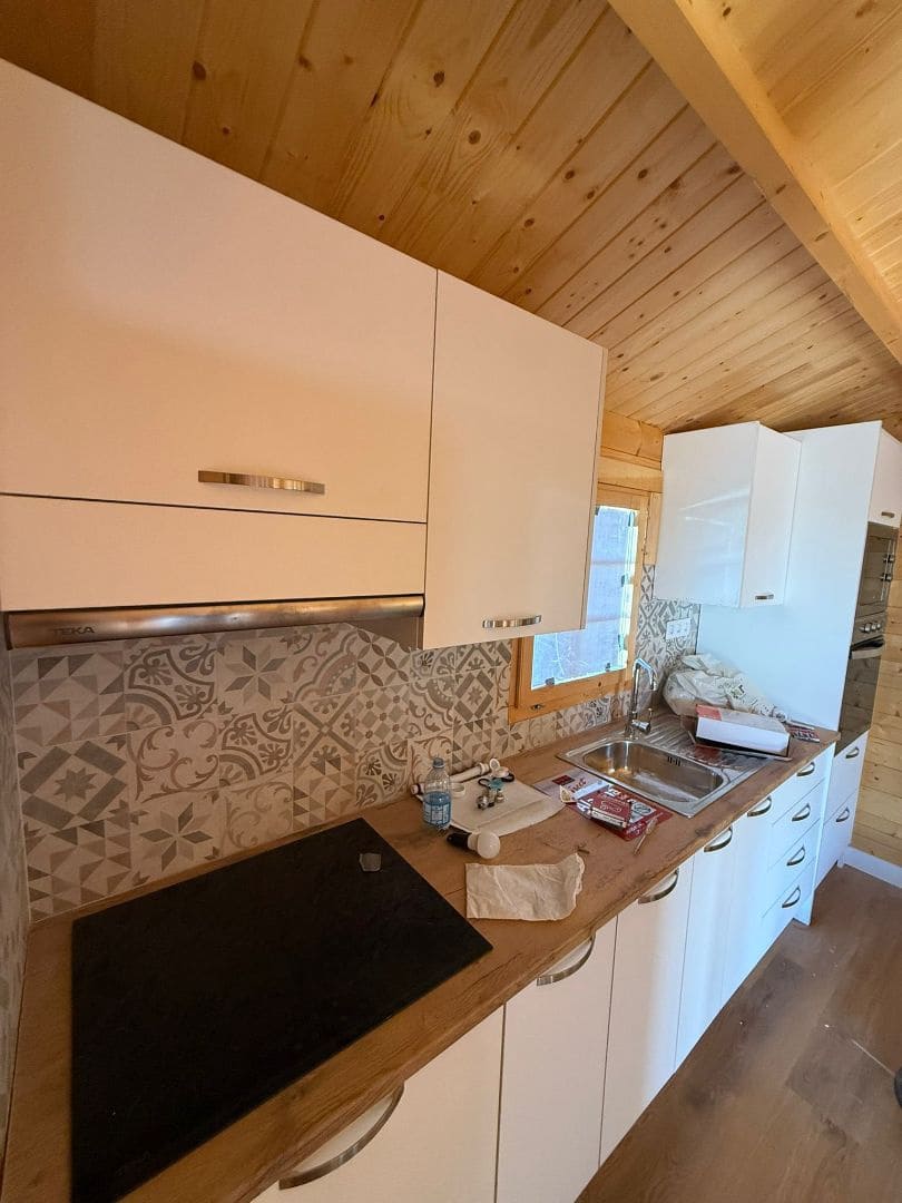 2 slaapkamer Houten huis te koop in Antigua - € 230.000 (Ref: 9646743)