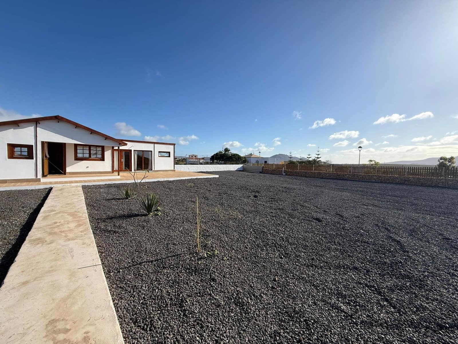 2 slaapkamer Houten huis te koop in Antigua - € 230.000 (Ref: 9646743)