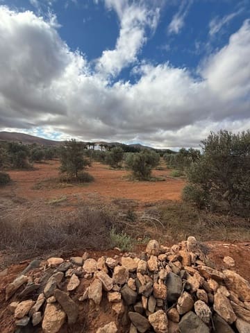 Finca/Casa di Campagna in vendita in Antigua - 450.000 € (Rif: 9646744)