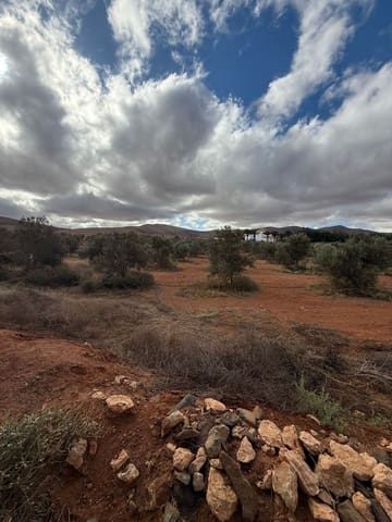 Finca/Casa di Campagna in vendita in Antigua - 450.000 € (Rif: 9646744)