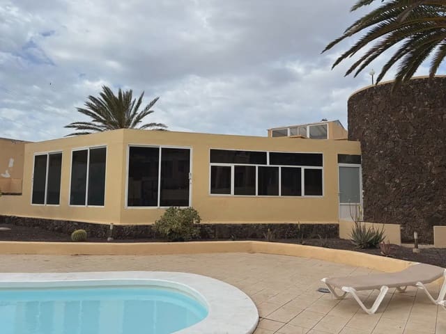 2 sypialnia Apartament na sprzedaż w Costa Calma, Pájara z basenem - 120 000 € (Ref: 9779118)