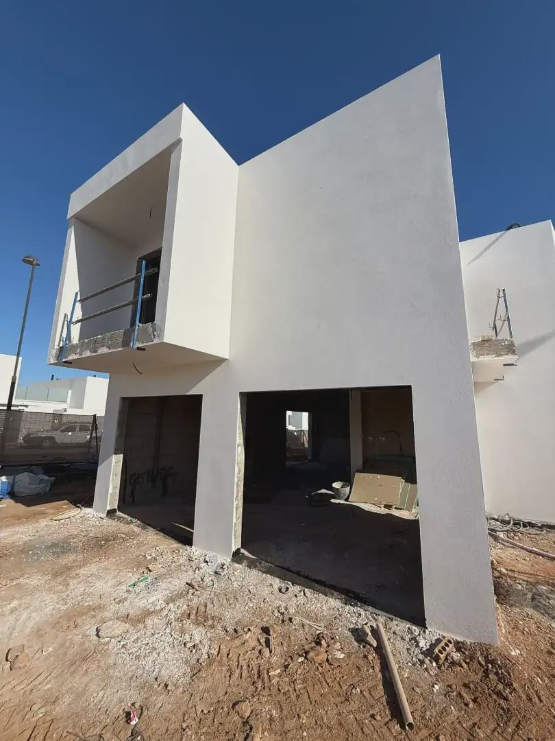 3 bedroom Villa for sale in La Oliva with pool - € 588,000 (Ref: 9798435)