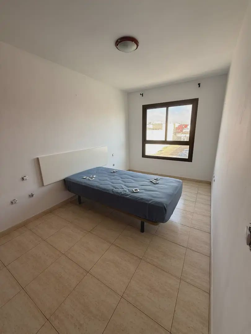 2 bedroom Beach Apartment for sale in Puerto del Rosario - € 155,000 (Ref: 9880327)