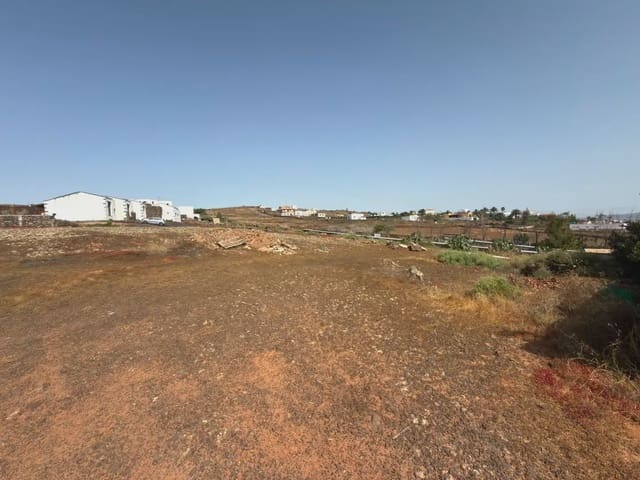 Byggetomt til salgs i Villaverde, La Oliva - € 300 000 (Ref: 9958467)