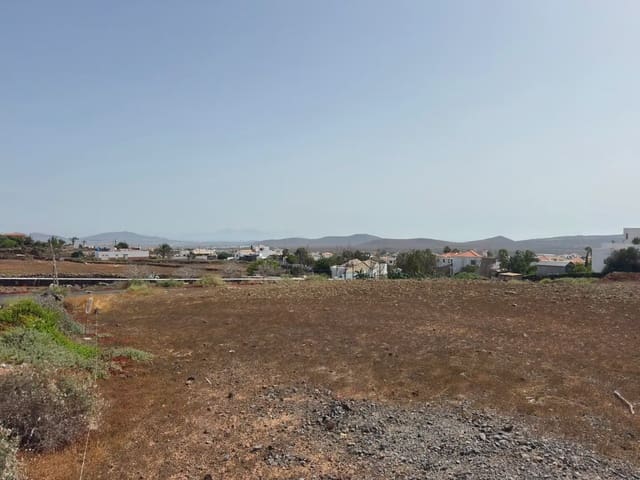 Byggetomt til salgs i Villaverde, La Oliva - € 300 000 (Ref: 9958467)