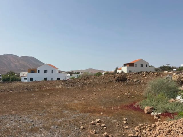 Byggetomt til salgs i Villaverde, La Oliva - € 300 000 (Ref: 9958467)