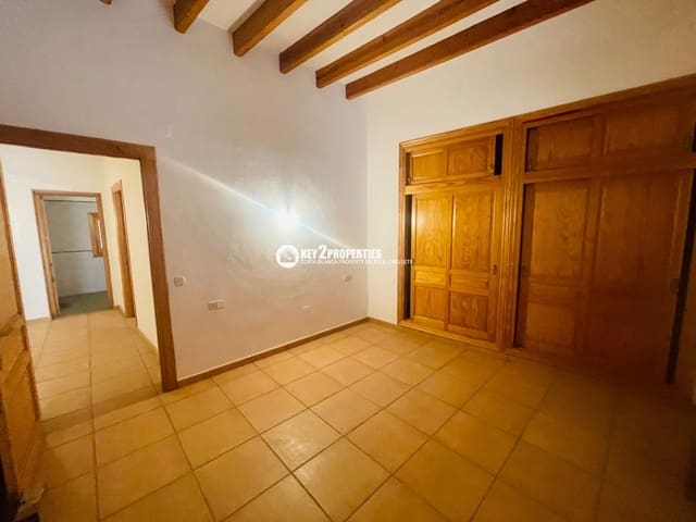 7 bedroom Townhouse for sale in Centro ciudad, Javea / Xàbia - € 700,000 (Ref: 8018095)
