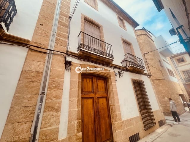 7 bedroom Townhouse for sale in Centro ciudad, Javea / Xàbia - € 700,000 (Ref: 8018095)