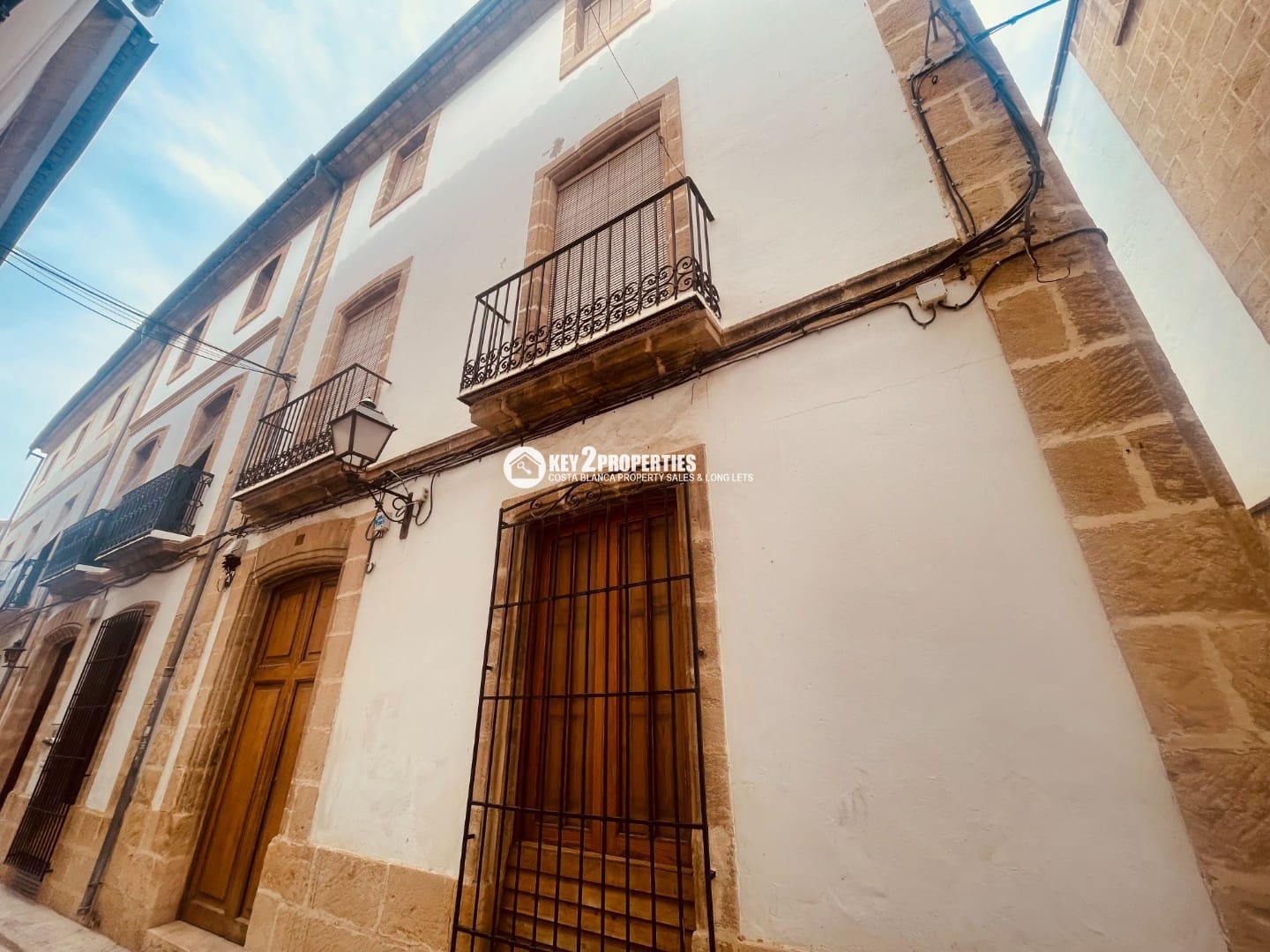 7 bedroom Townhouse for sale in Javea / Xabia - € 700,000 (Ref: 8018095)