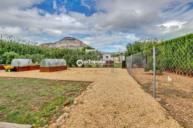 4 bedroom Villa for sale in Montgó - Ermita, Javea / Xàbia with pool garage - € 995,000 (Ref: 8511533)